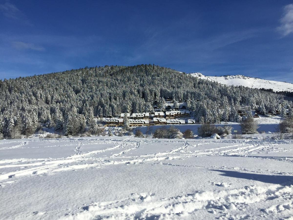 Gite Chaleureux Au Lac De Payolle Campan Eksteriør bilde